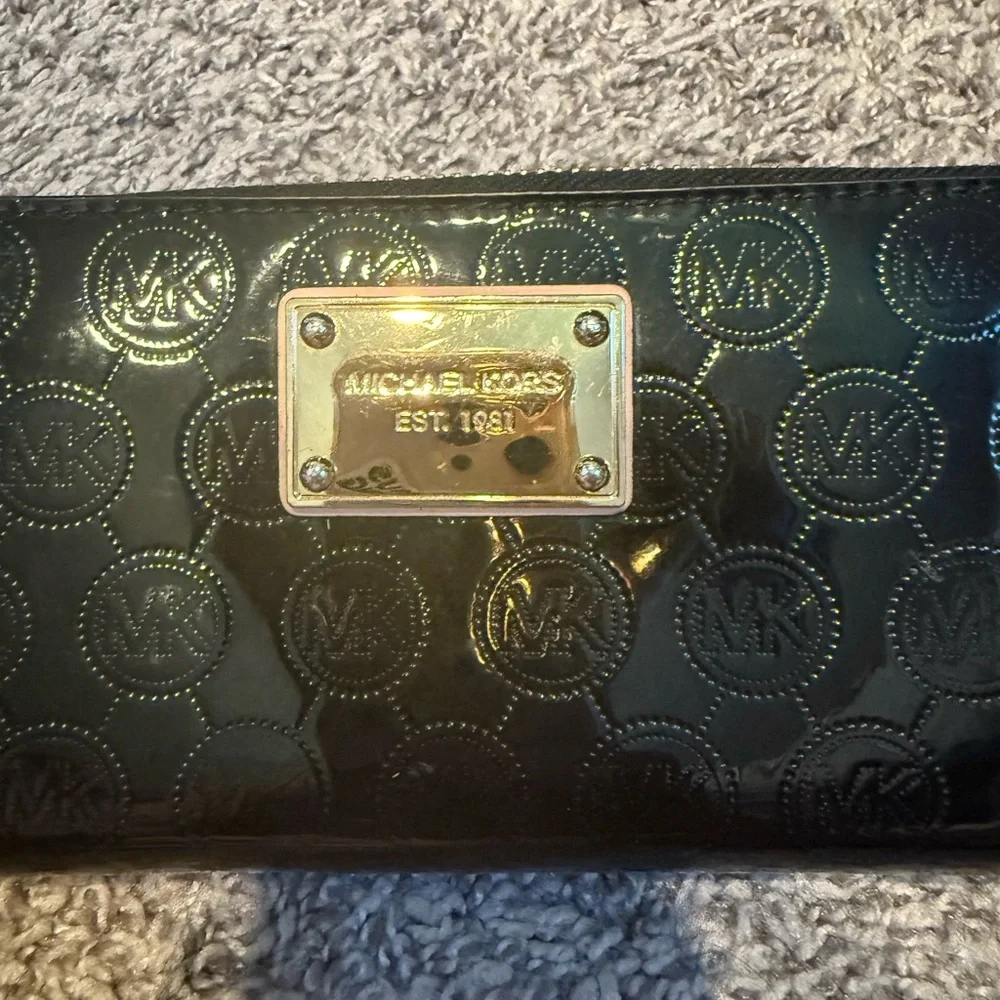 Michael Kors leather wallet